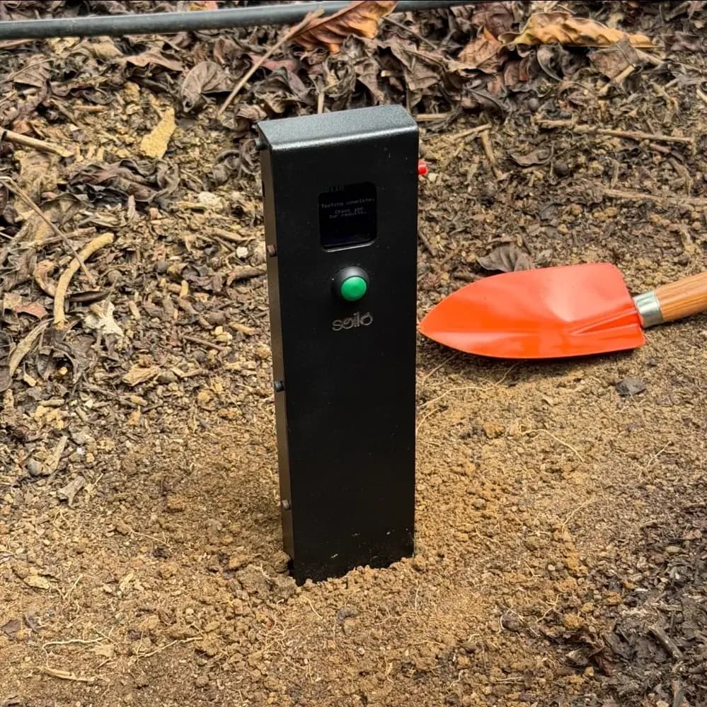 Soilo Essence showing test complete on its screen