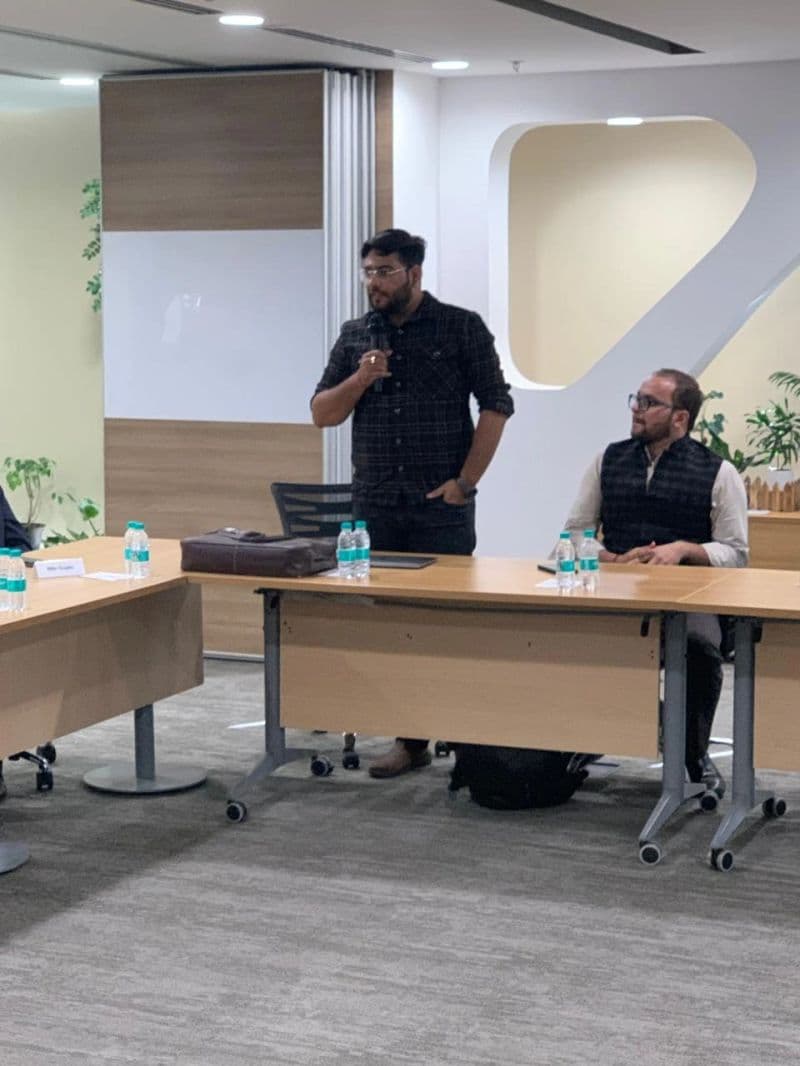 Discussion during the Noida roundtable